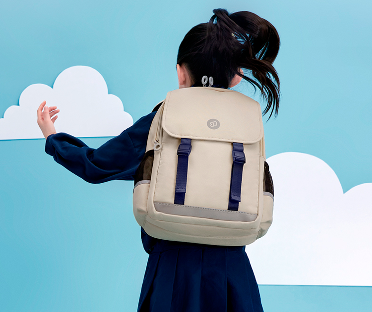 Ninetygo smart school bag